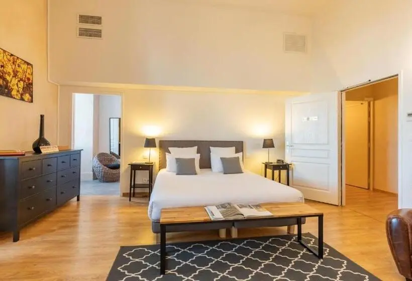 デラックスビラの１ベッドルーム, Le Castel Pierre   Maison Privée 4 étoiles   18 Personnes