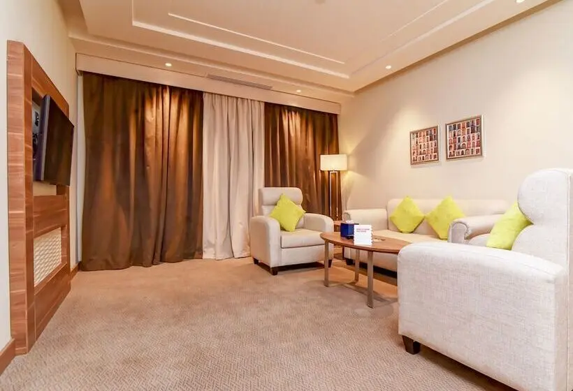 سوییت اجرایی, Mena Hotel Tabuk