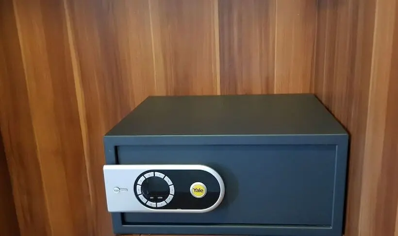 シングルデラックスルーム, One Central Hotel & Suites