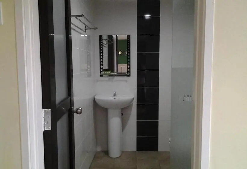 スタンダード４人部屋, Suria Seremban