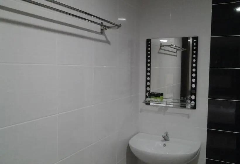 スタンダード４人部屋, Suria Seremban