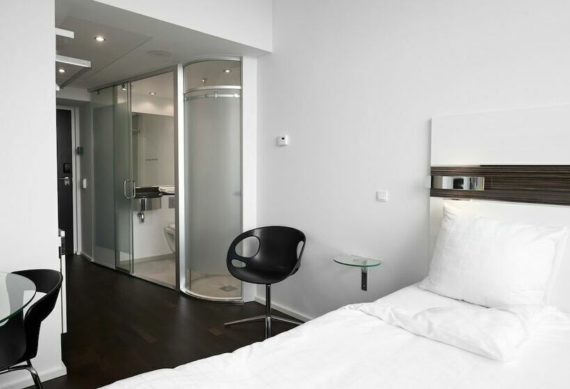 חדר סטנדרט, Wakeup Copenhagen   Bernstorffsgade