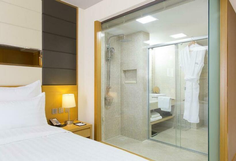 اتاق سوپریور با تخت بزرگ, Novotel Ulaanbaatar