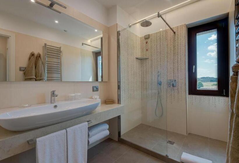 جناح, Borgo La Chiaracia Resort & Spa