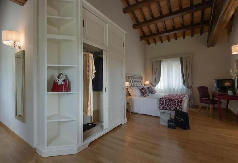 جناح, Borgo La Chiaracia Resort & Spa