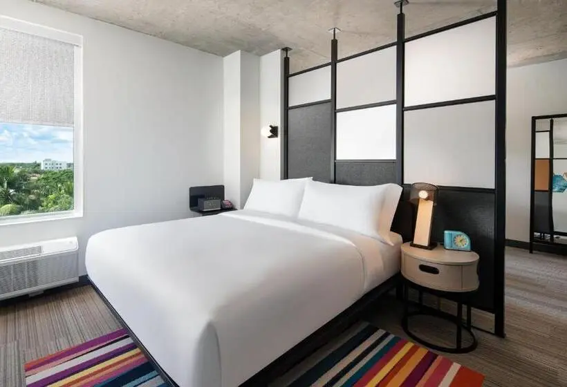 キングサイズベッドのスイートルーム, Aloft Delray Beach