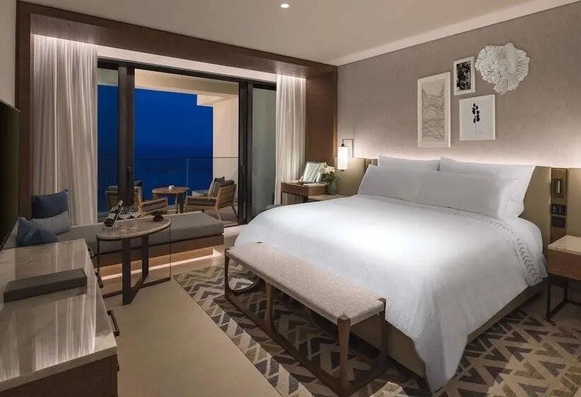 Deluxe Room Sea View