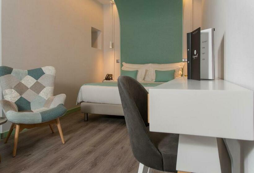 اتاق سوپریور, Be Poet Baixa