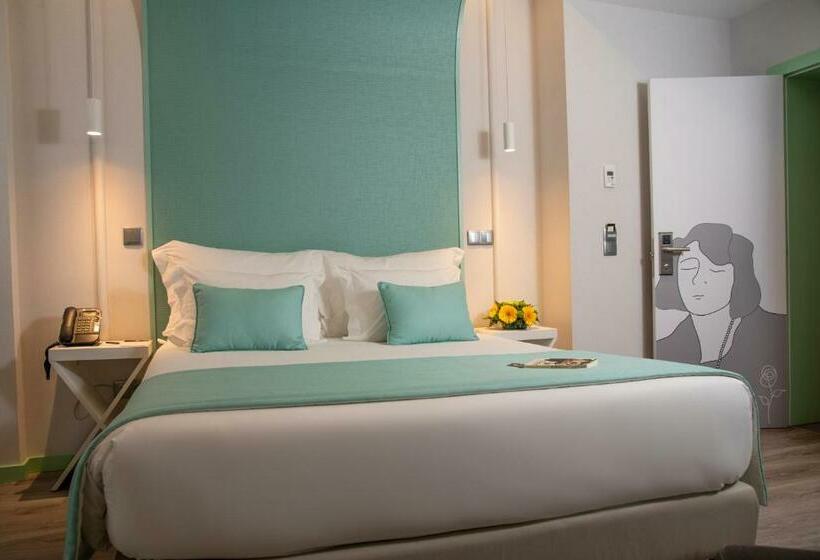 اتاق سوپریور, Be Poet Baixa