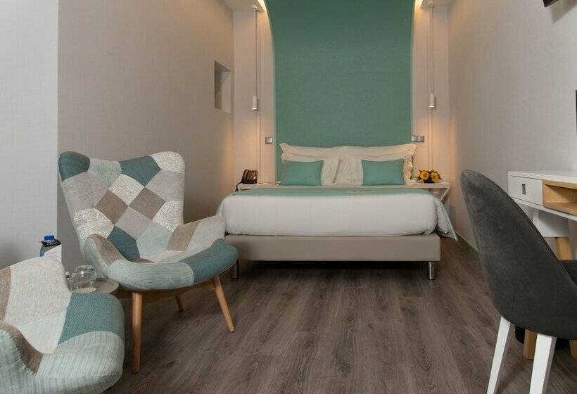 اتاق سوپریور, Be Poet Baixa