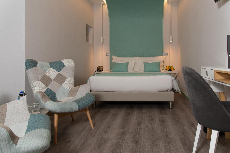 اتاق سوپریور, Be Poet Baixa