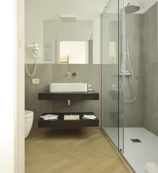 اتاق لوکس, Bergamo Inn 43