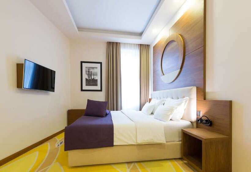 اتاق لوکس, City Savoy