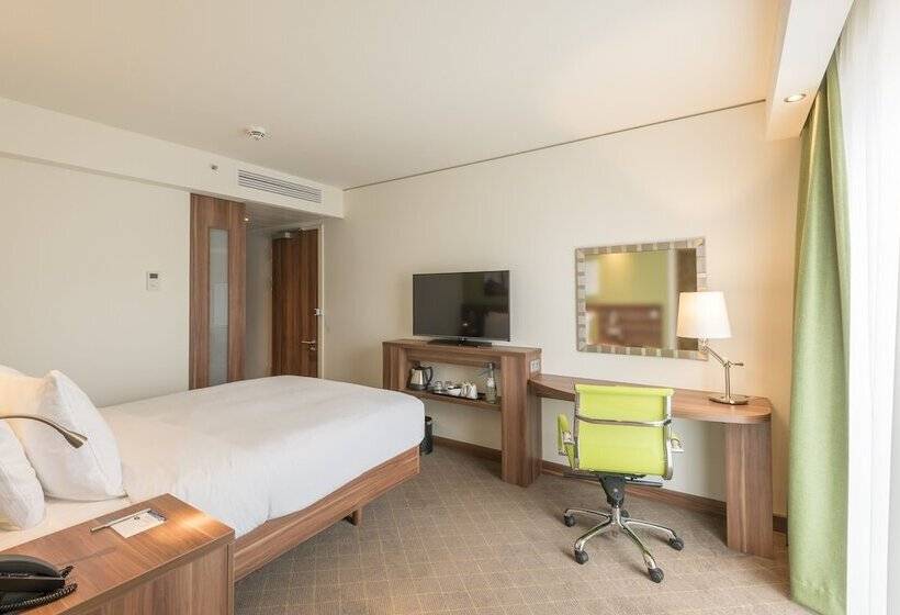Семейный Номер, Hampton By Hilton Munich City West