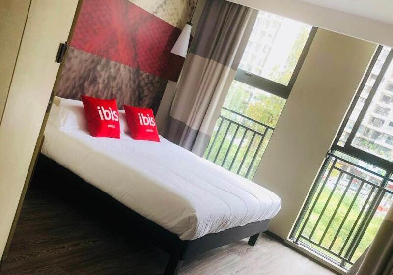 Номер Superior, Ibis Chengdu East Railway Station