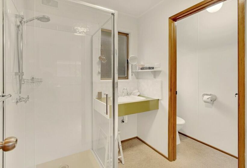 كابينة, Jetty Road Retreat