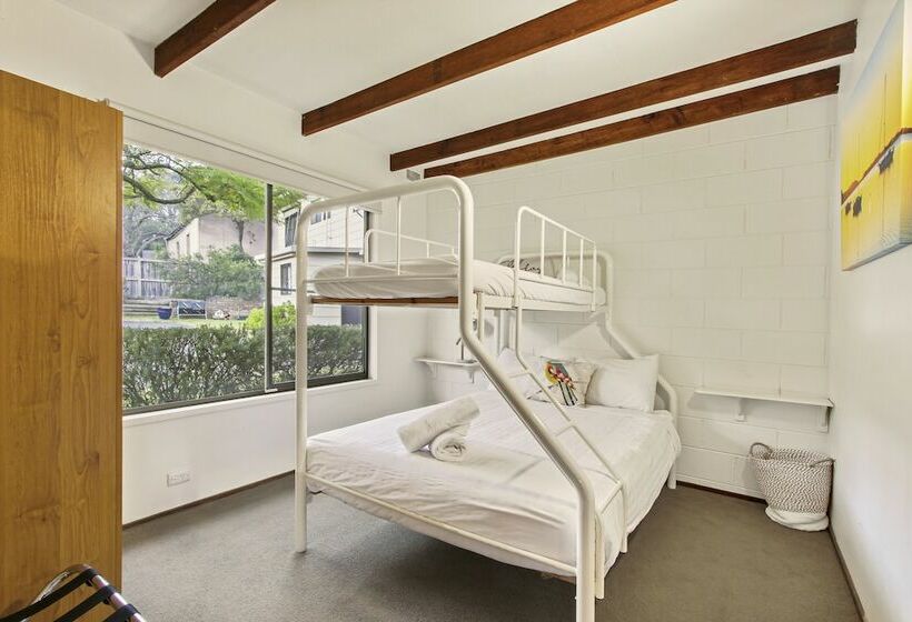 كابينة, Jetty Road Retreat