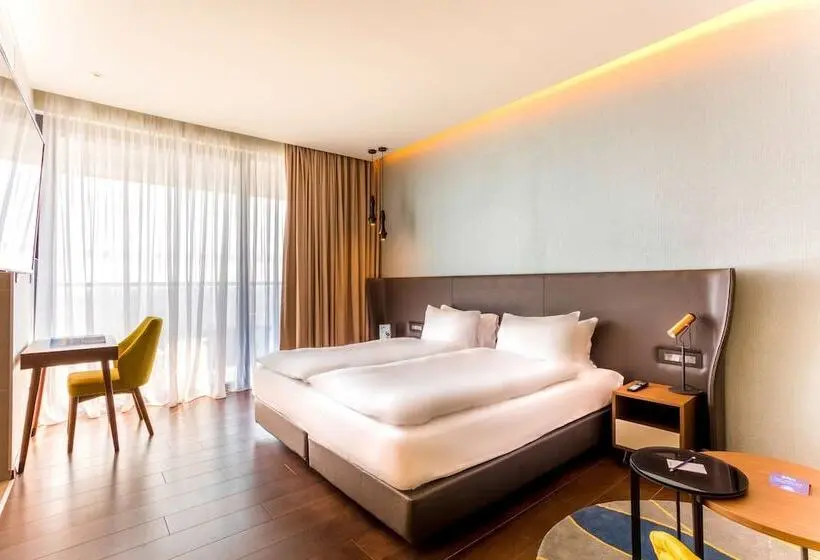 Superior Room City View