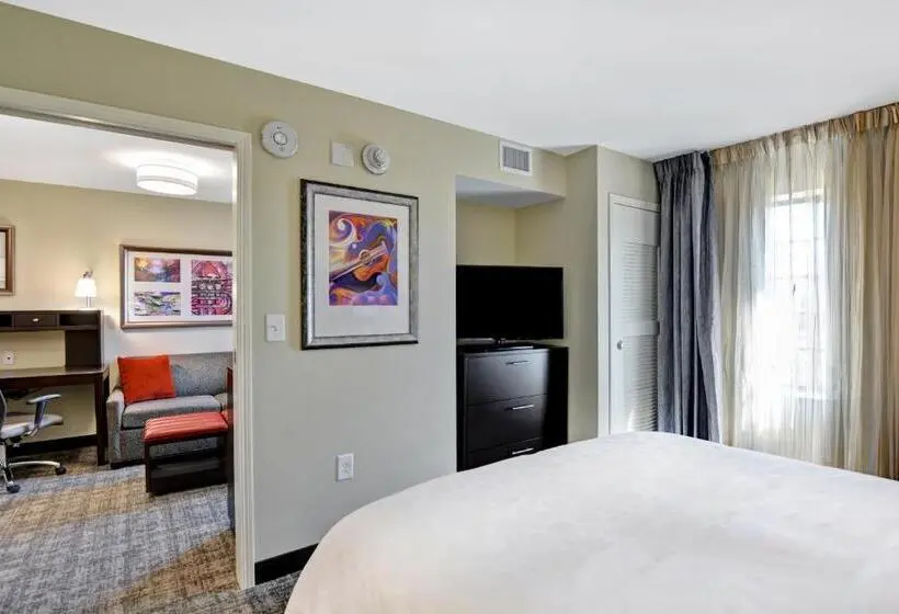 キングサイズベッドのスイートルーム, Staybridge Suites Mt Juliet Nashville Area