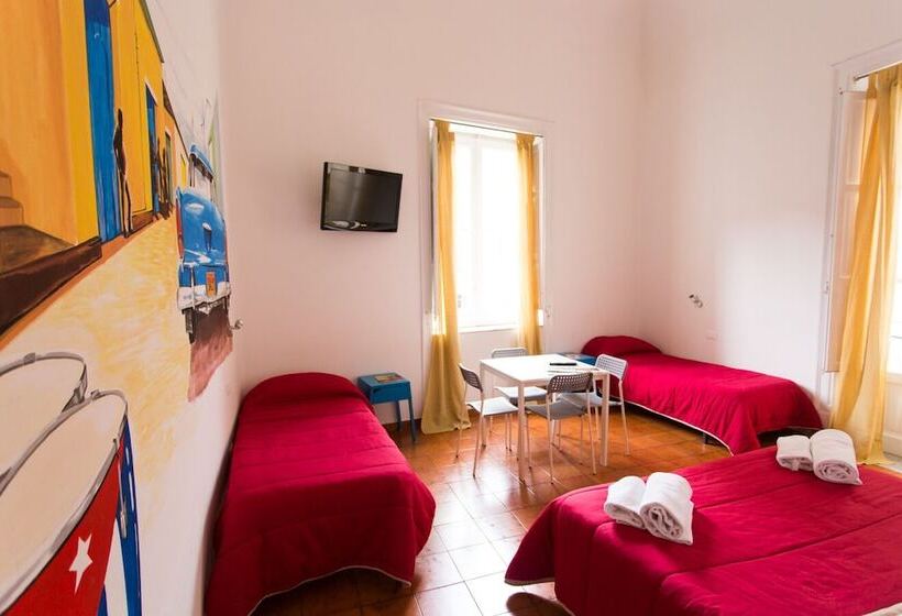 Chambre Quadruple Supérieure, A Casa Di Amici