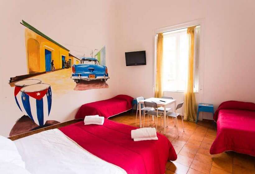 Chambre Quadruple Supérieure, A Casa Di Amici