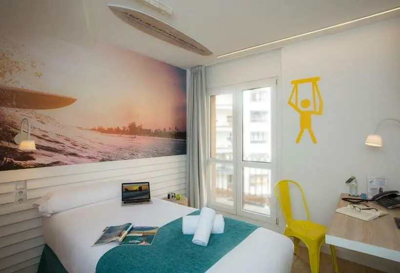 اتاق استاندارد یک نفره, Casual De Las Olas San Sebastian