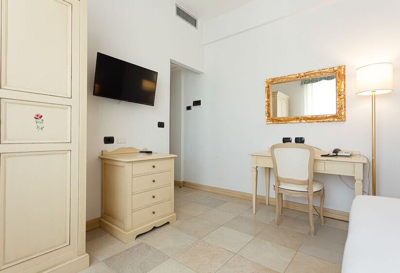 スタンダードルーム, Cavalluccio Marino