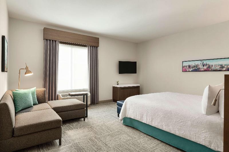 اتاق لوکس با تخت بزرگ, Hilton Garden Inn Seattle Airport
