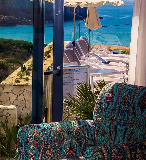 Семейный Номер Superior Вид на Море, Mareta Beach House   Boutique Residence