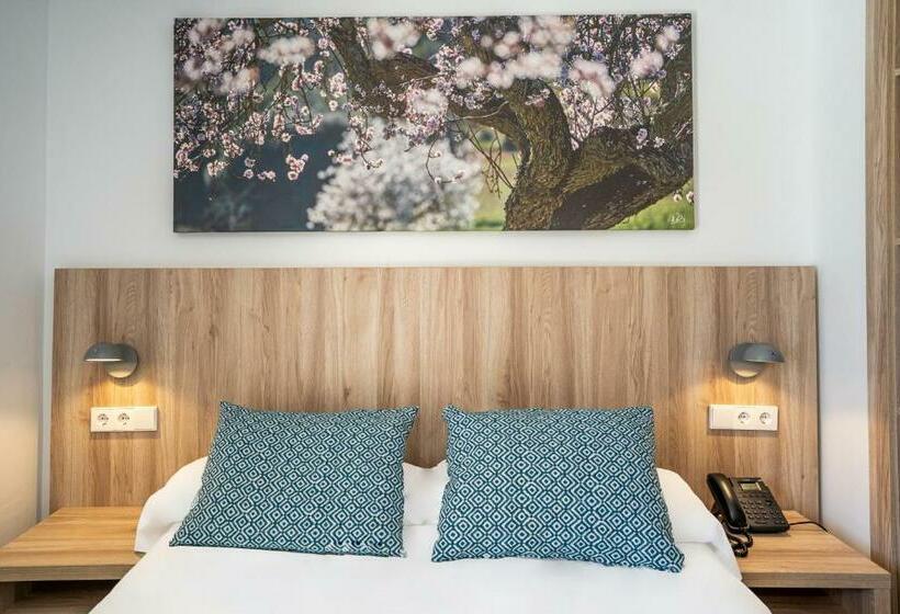 اتاق استاندارد, Inner Hotel Rupit Adults Only