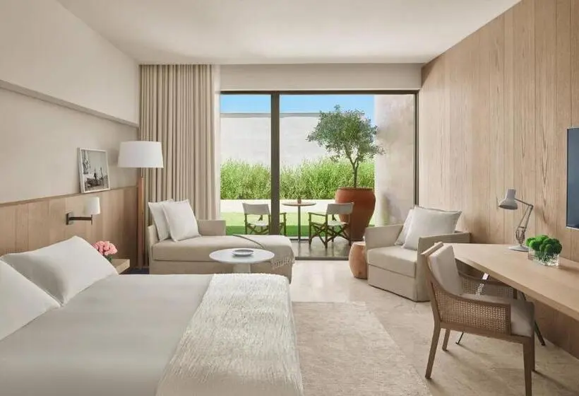 Deluxe Room King Size Bed, The Bodrum Edition