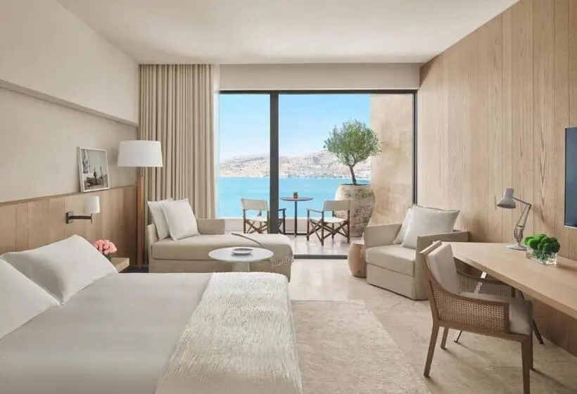 Deluxe Room King Size Bed, The Bodrum Edition