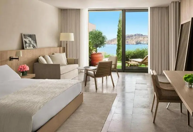 Standard Room King Size Bed, The Bodrum Edition