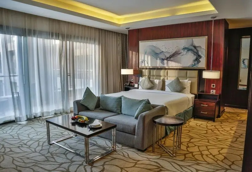 اتاق پرمیوم, Triumph Luxury