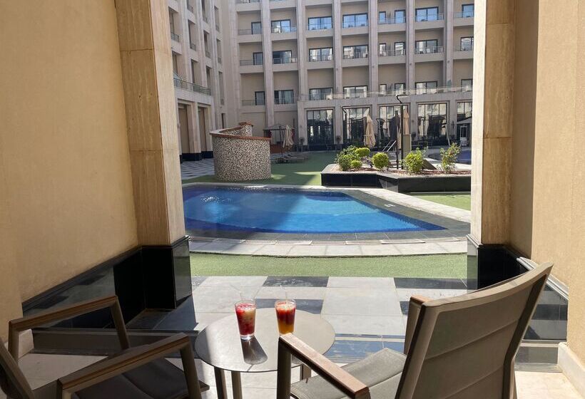 کابین, Triumph Luxury