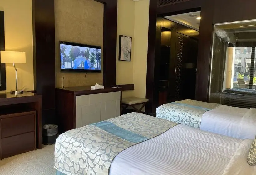 کابین, Triumph Luxury