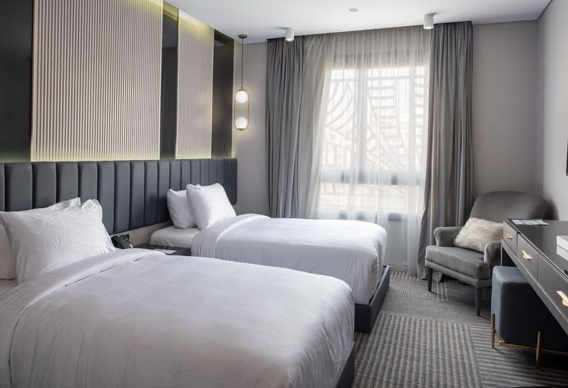 سوییت خانوادگی, Triumph Luxury