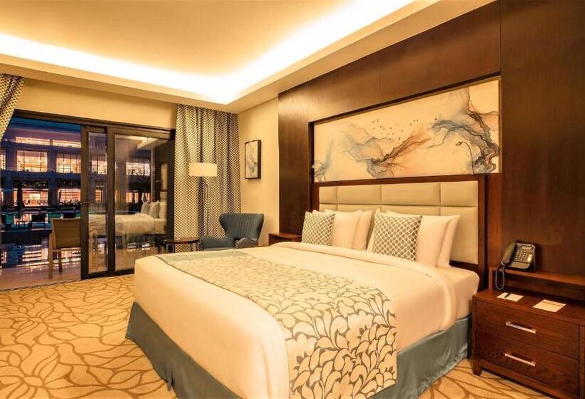 کابین, Triumph Luxury