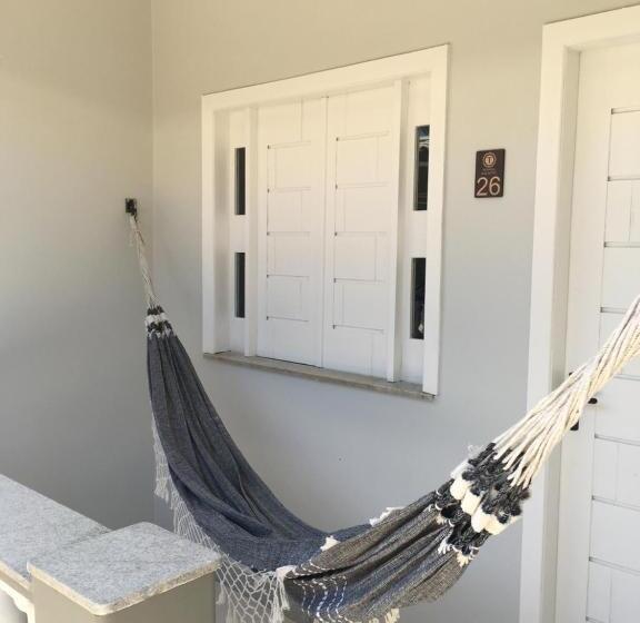 Camera Standard, Tropical Mar