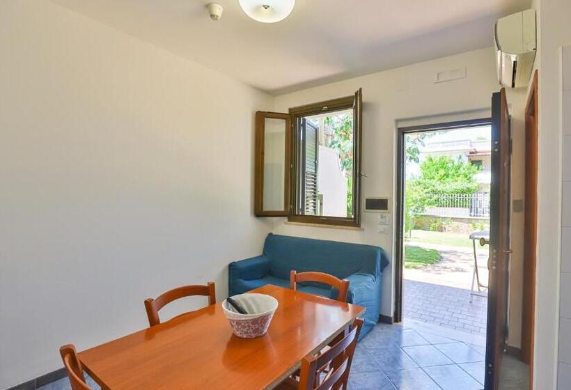 Апартаменты 2 Спальни, Villaggio Selene Mare