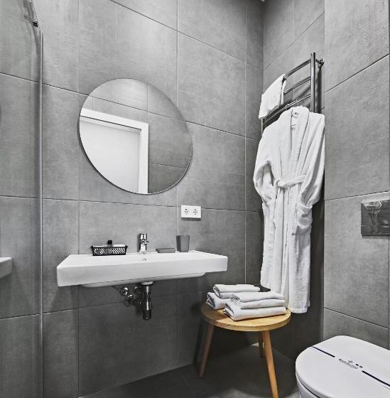 اتاق سوپریور با چشمانداز شهر, Wine&pillow Hotel By Frapolli