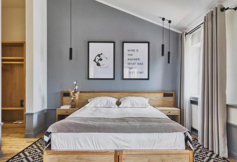 سوییت جونیور لوکس, Wine&pillow Hotel By Frapolli