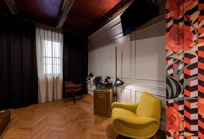 デラックスルーム, Winery & Design Hotel Roxanich