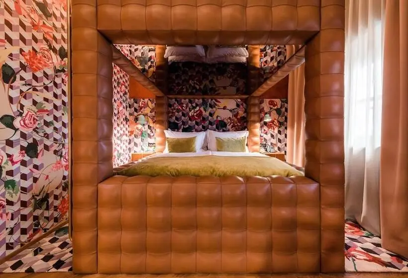 デラックスルーム, Winery & Design Hotel Roxanich