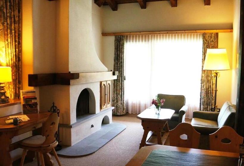 小型套房带阳台, Soldanella By Hotel Adula