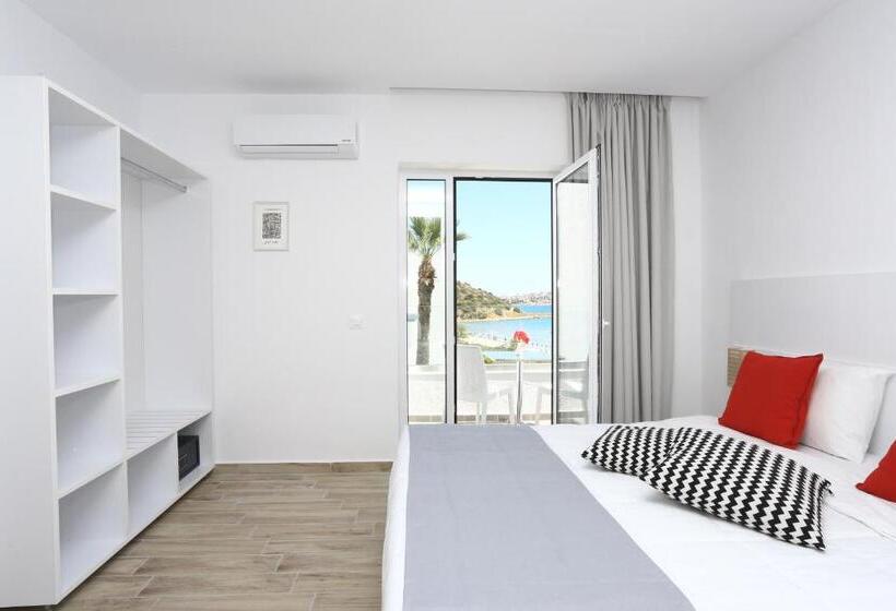 غرفة قياسية مطلّة علي البحر, Blu Acqua