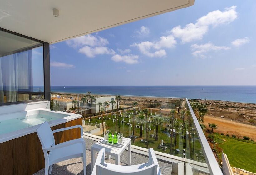 行政套房, Leonardo Crystal Cove Hotel & Spa – Adults Only