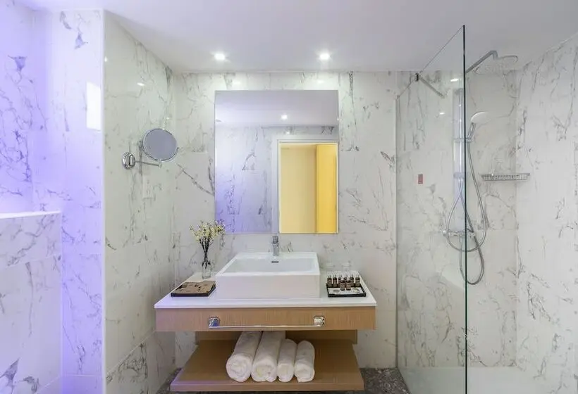 ジュニアスイート, Leonardo Crystal Cove Hotel & Spa – Adults Only