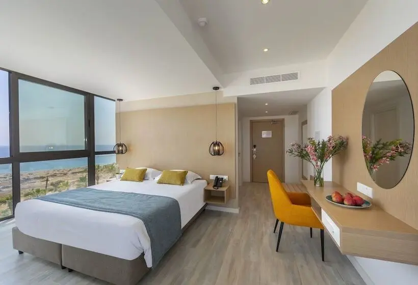 ジュニアスイート, Leonardo Crystal Cove Hotel & Spa – Adults Only