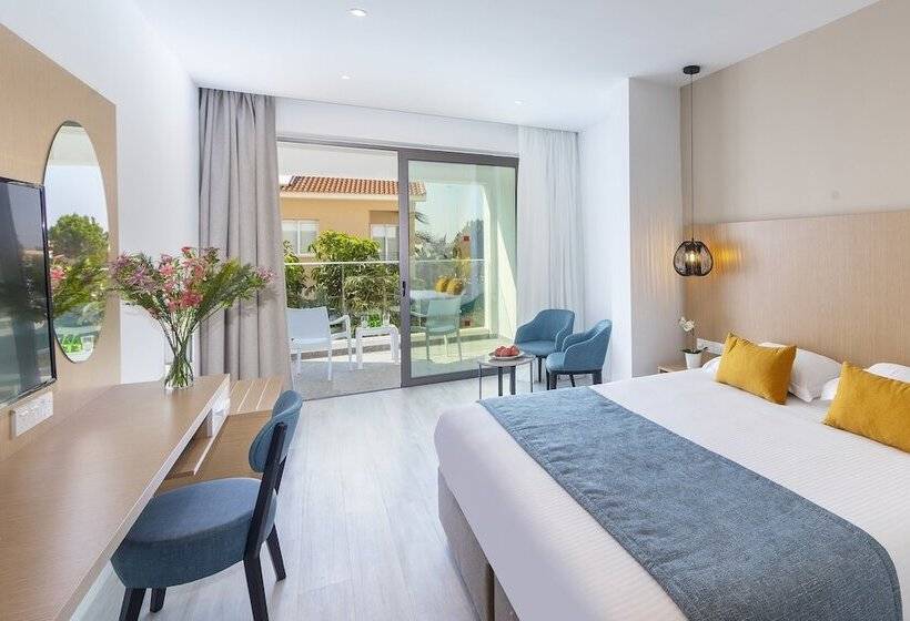 标准间内部标间, Leonardo Crystal Cove Hotel & Spa – Adults Only